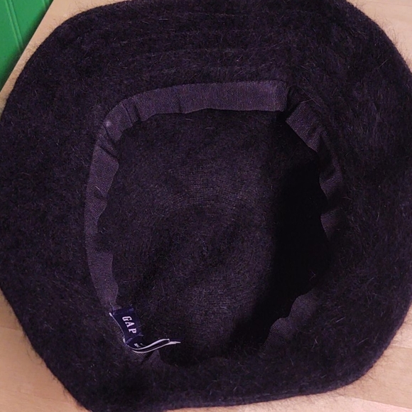 HOST PICKπ₯°π₯°Gap lovely black hat - Picture 4 of 6